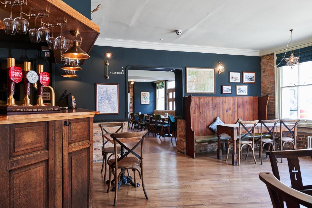 The Kings Arms Hotel Woodstock Bagian luar foto