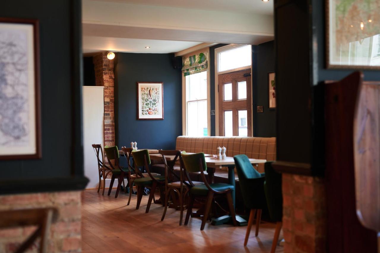 The Kings Arms Hotel Woodstock Bagian luar foto