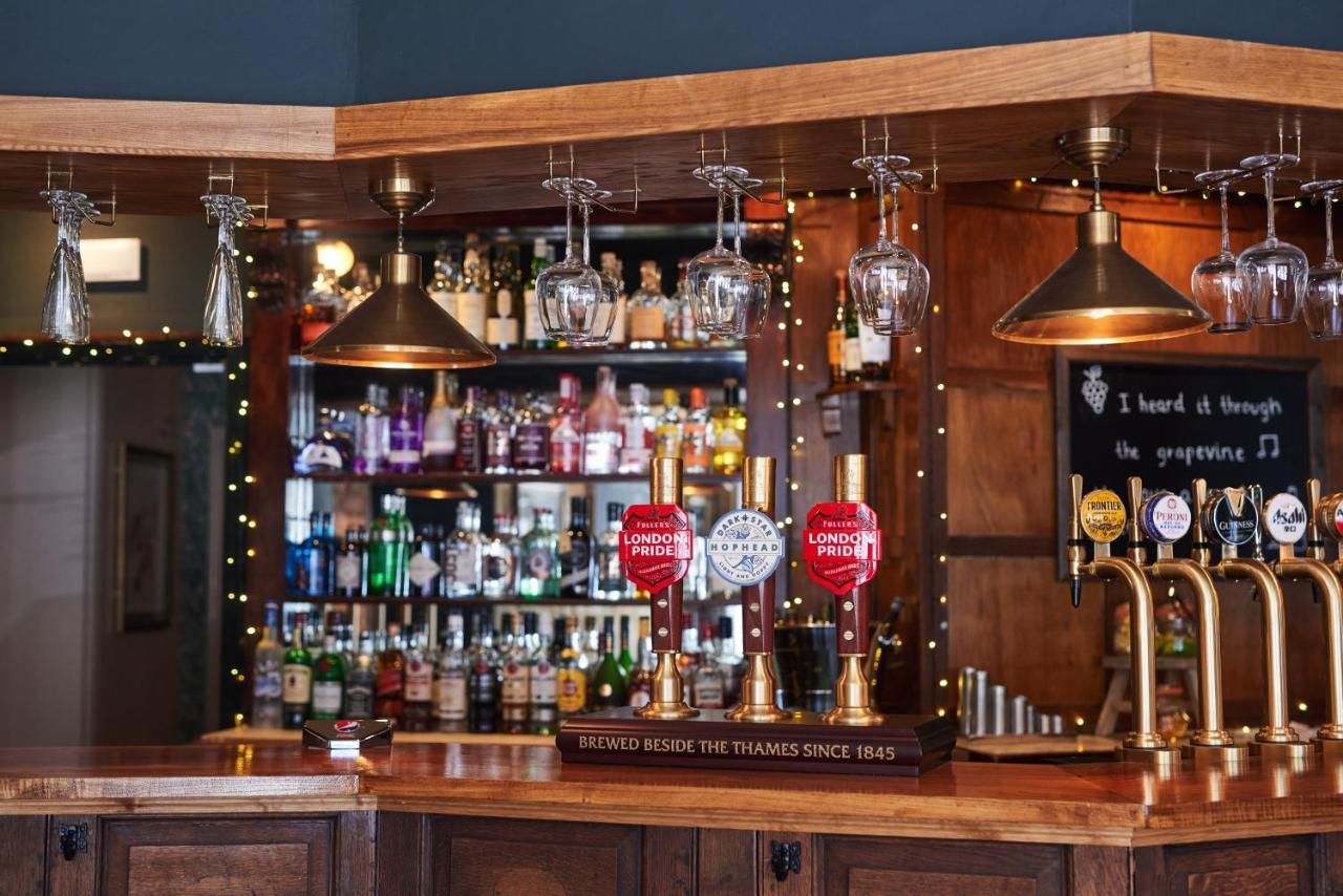 The Kings Arms Hotel Woodstock Bagian luar foto