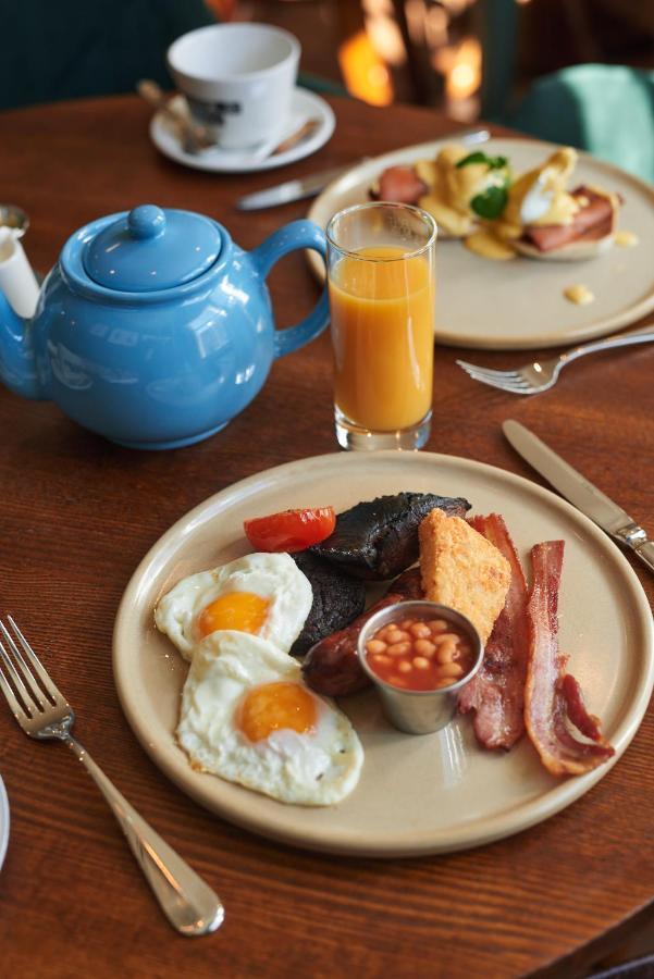 The Kings Arms Hotel Woodstock Bagian luar foto