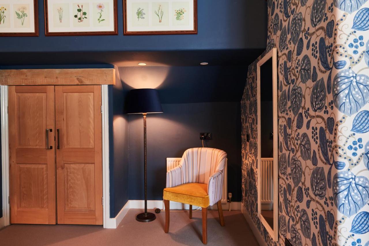 The Kings Arms Hotel Woodstock Bagian luar foto